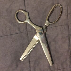 Gingher Pinking Sheers Scissors